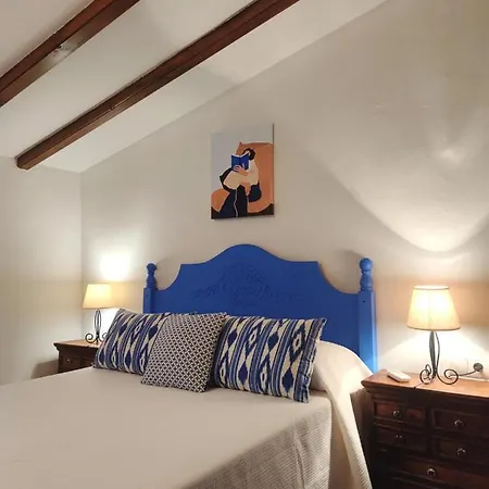 Masia De San Juan Casa Numero 1 En Castillo Con Piscina Y Aire Acondicionado *