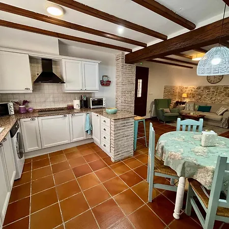 Masia De San Juan Casa Numero 1 En Castillo Con Piscina Y Aire Acondicionado Hétvégi ház *